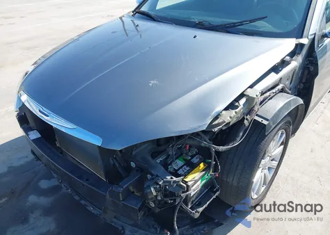 2013 Chrysler 200 Limited z USA, uszkodzony, nr VIN 1C3CCBCG7DN690111